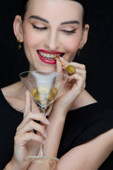 Collection APÉRO’CHIC – Plaisir. Partage. Élégance. APÉRO’CHIC Oleisys® célèbre l’art de recevoir à la méditerranéenne. by anass tohfa